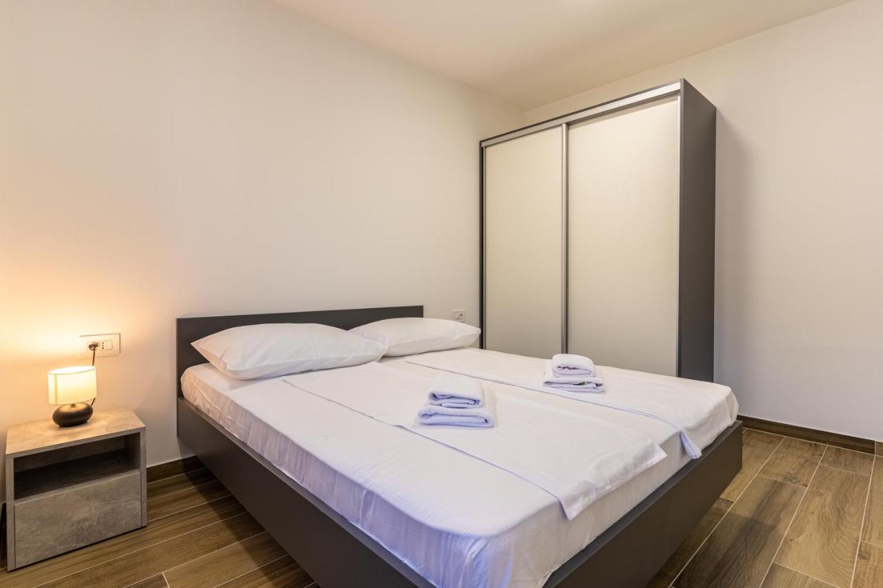 Apartman Vischetti Cres Eksteriør billede